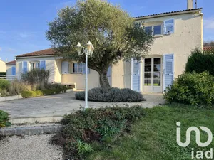 Mansion at Sèvremont (85700)