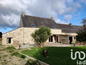 House at Le Trévoux (29380)