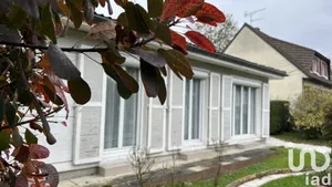 House at Brunoy (91800)