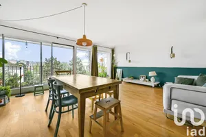 Apartment at Saint-Denis (93200)