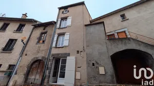 Maison de village à Pérignat-lès-Sarliève (63170)