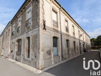 Building at Lézignan-Corbières (11200)