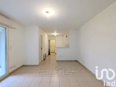 Apartment in Nantes (44300)