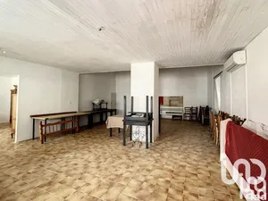 Townhouse at Saint-Médard-de-Guizières (33230)