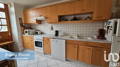 Townhouse in Bromeilles (45390)