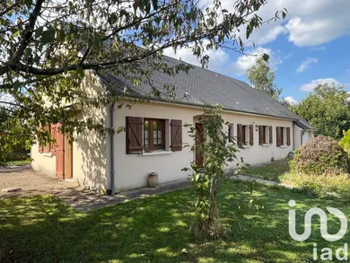 Traditional house at Vallée-de-Ronsard (41800)