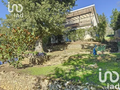 Maison traditionnelle à Triguères (45220)