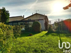 Maison traditionnelle à Le Vanneau-Irleau (79270)