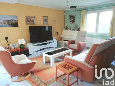Traditional house in Moissy-Cramayel (77550)