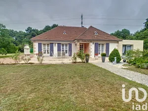House at Arnage (72230)