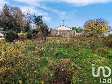 Terrain à bâtir à Le Châtelet-en-Brie (77820)