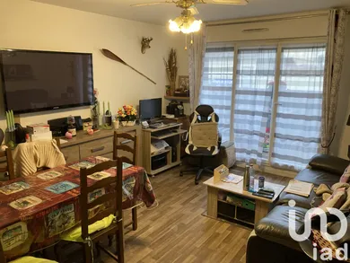 Apartment at Creil (60100)