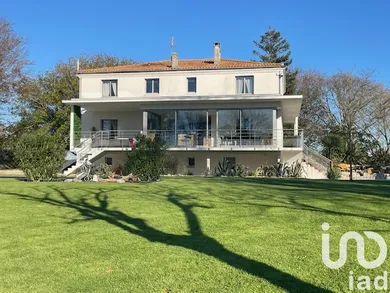 Maison traditionnelle à Saujon (17600)