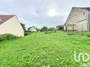 Terrain à bâtir à Yèbles (77390)