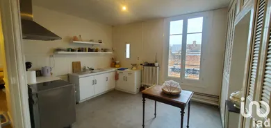 Apartment at Troyes (10000) — 3/8