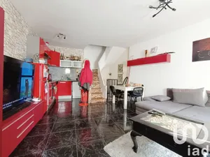 Maison de village à Pouzolles (34480)