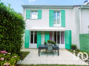 House at Taverny (95150)
