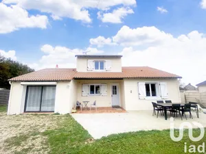 Maison à Saint-Martin-la-Pallu (86380)