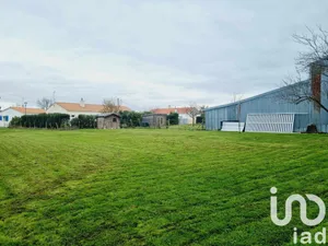 Building plot at Triaize (85580)