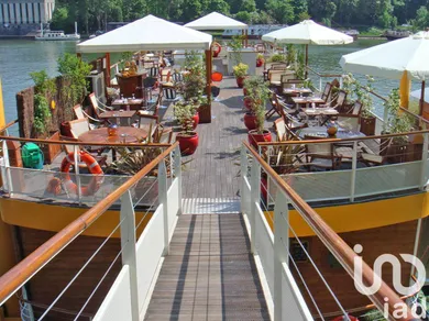 Péniche à Saint-Cloud (92210)