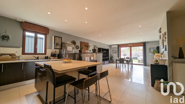 Maison 6 pièces 166 m² · à Saint-Paterne-Racan · 166 m² · 239 000 €
