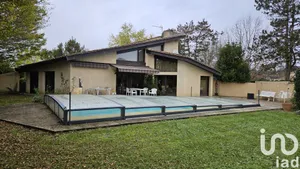 Maison d'architecte à Le Pizou (24700)