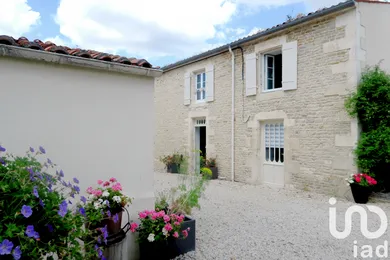 Cottage at Saint-Sauveur-d'Aunis (17540)