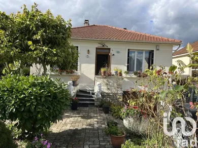 Maison traditionnelle à Goussainville (95190)