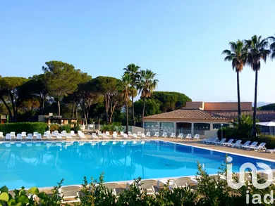 Apartment at Saint-Raphaël (83700)