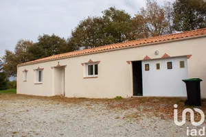 Maison traditionnelle à La Copechagnière (85260)