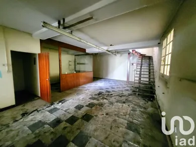 Building at Châtellerault (86100) — 3/9