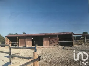 Terrain à bâtir à Villeneuve-sur-Yonne (89500)