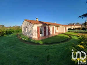 Traditional house at Réaumur (85700)