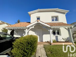 Traditional house in Le Teich (33470)