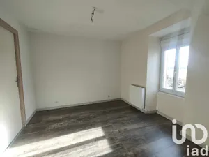 Maison de village à Saint-Jean-de-la-Croix (49130)