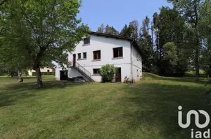 House at Clérac (17270)
