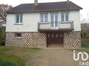 House at Sillé-le-Guillaume (72140)
