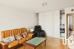 Apartment at Joinville-le-Pont (94340)
