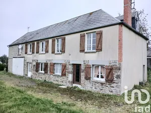 Longere in Percy (50410)