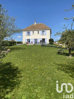 House at Varennes-Jarcy (91480)