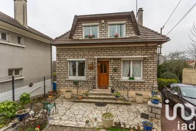 Traditional house at Savigny-sur-Orge (91600)