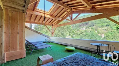 House at Vocance (07690)