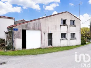 House at Antigny (85120)