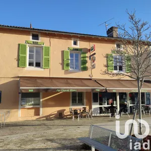 Building at Lussac-les-Châteaux (86320)