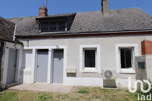 Apartment at Bellegarde (45270)