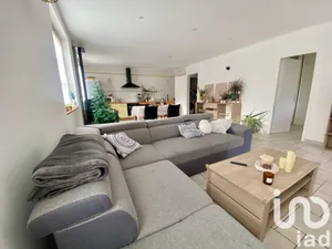 House at Buros (64160)