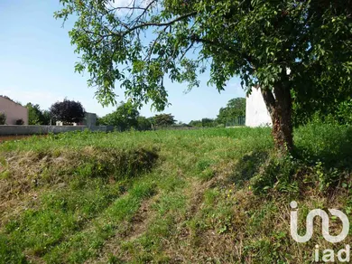 Building plot at Saint-Michel-le-Cloucq (85200)