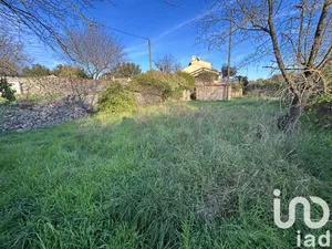 Terrain à bâtir à Besse-sur-Issole (83890)