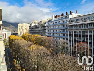 Apartment at Grenoble (38000)