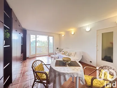 Studio at Mougins (06250)